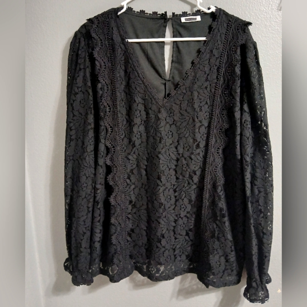 Royal + Reese Elegant Black Lace‎ Women's Top